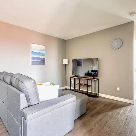 Newly Renovated 2Br Unit In Glenview West Apartment Hamilton Exterior photo