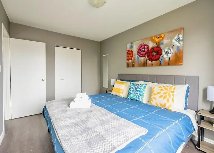 Newly Renovated 2Br Unit In Glenview West